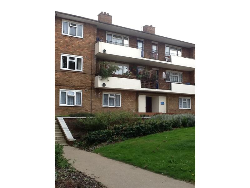 2 bed 3 person first floor flat