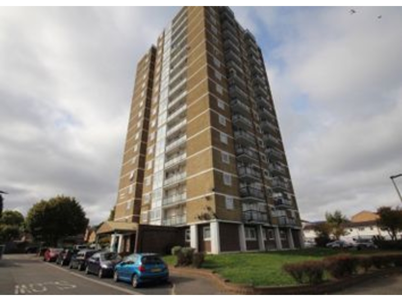 2 Bed flat on 16th Floor