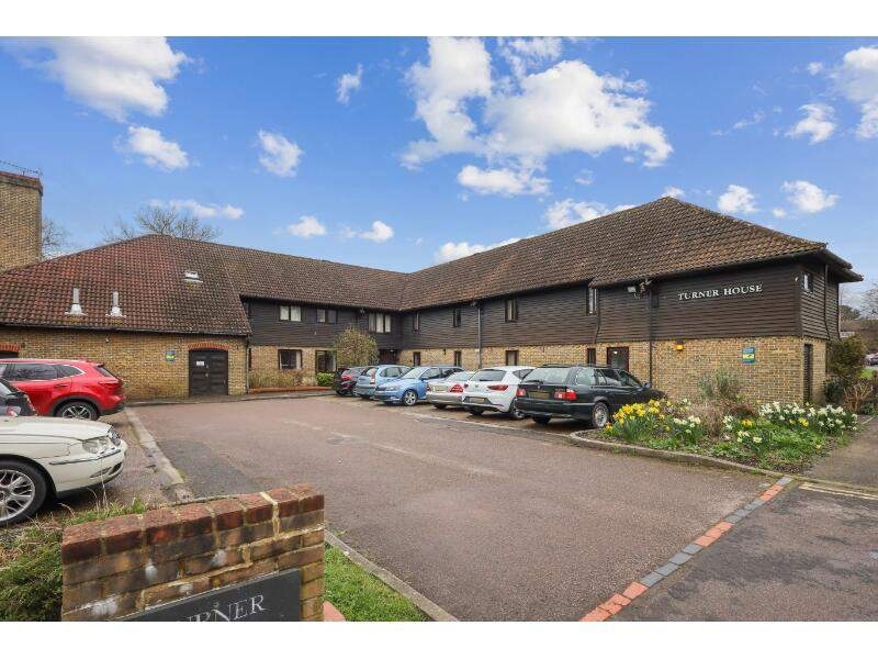 1 Bedroom over 55’s 1st floor flat